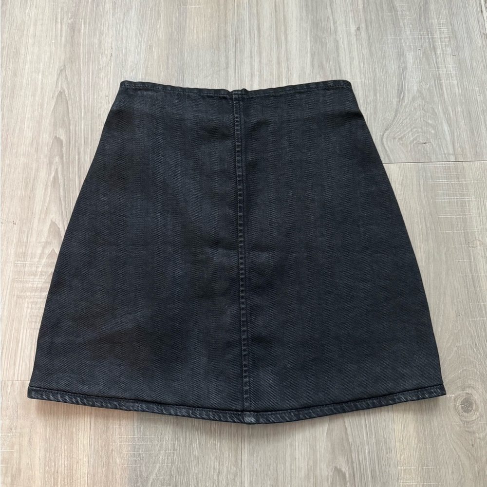 All Saints Black Button-Front Denim Skirt - Picture 2 of 7